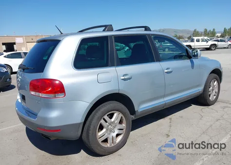 2006 Volkswagen Touareg V8 from USA, damaged, VIN WVGZM77L86D032227